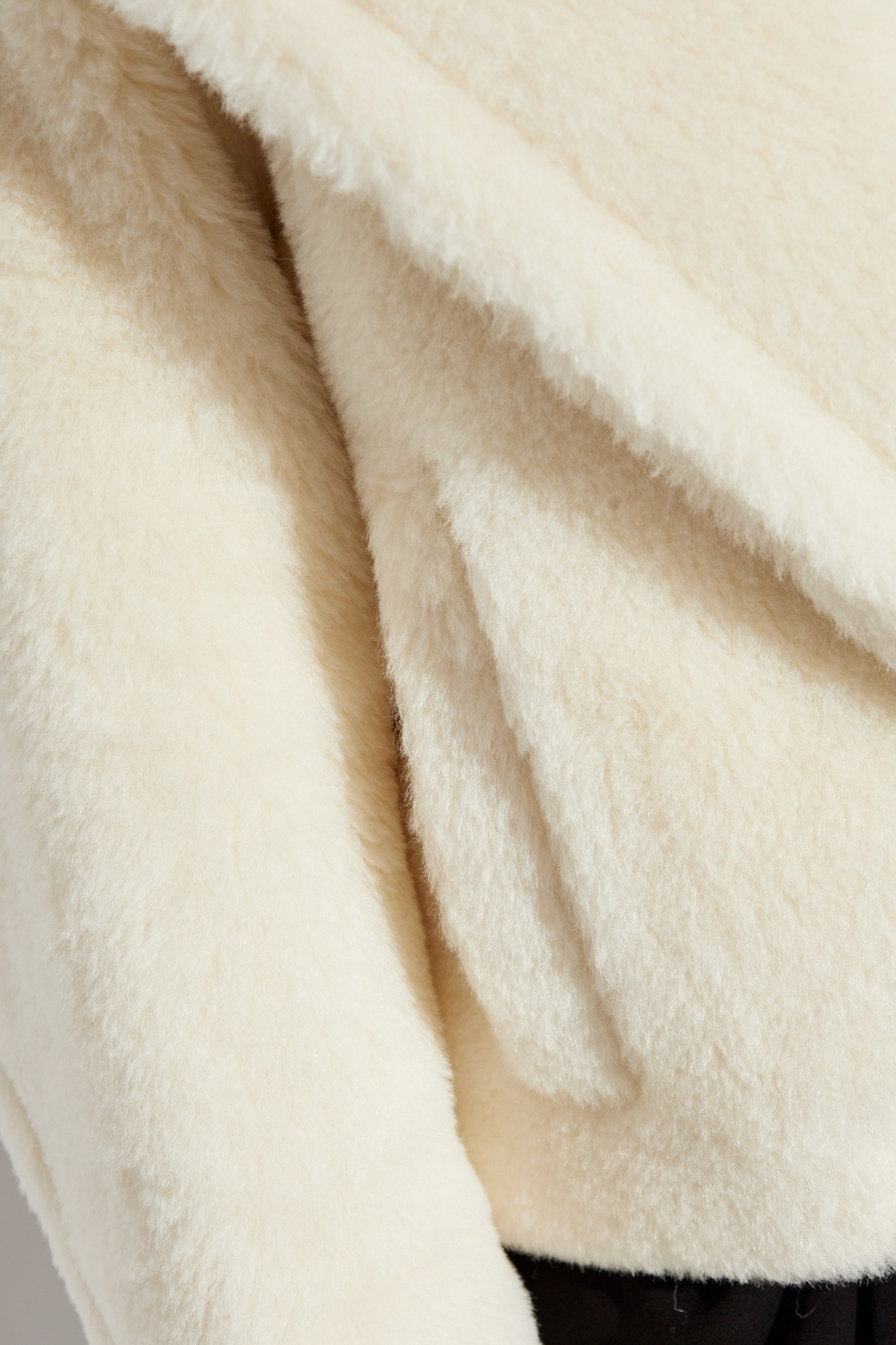 Cream Fur coat Oggeri Max Mara - Vitkac Canada
